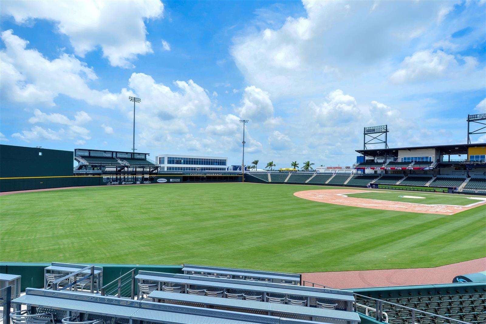 WELLEN PARK GOLF AND COUNTRY CLUB - Residential