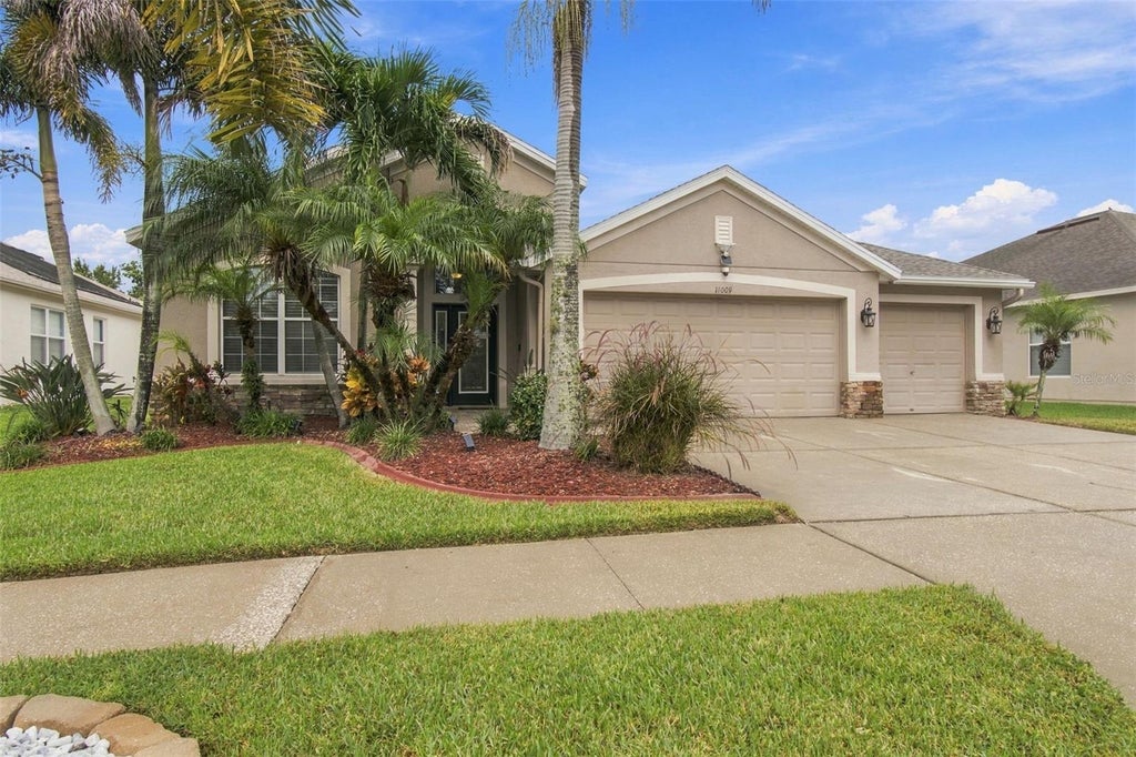 Photo of 11009 Rockledge View Dr, Riverview, FL 33579 (MLS # TB8556524)