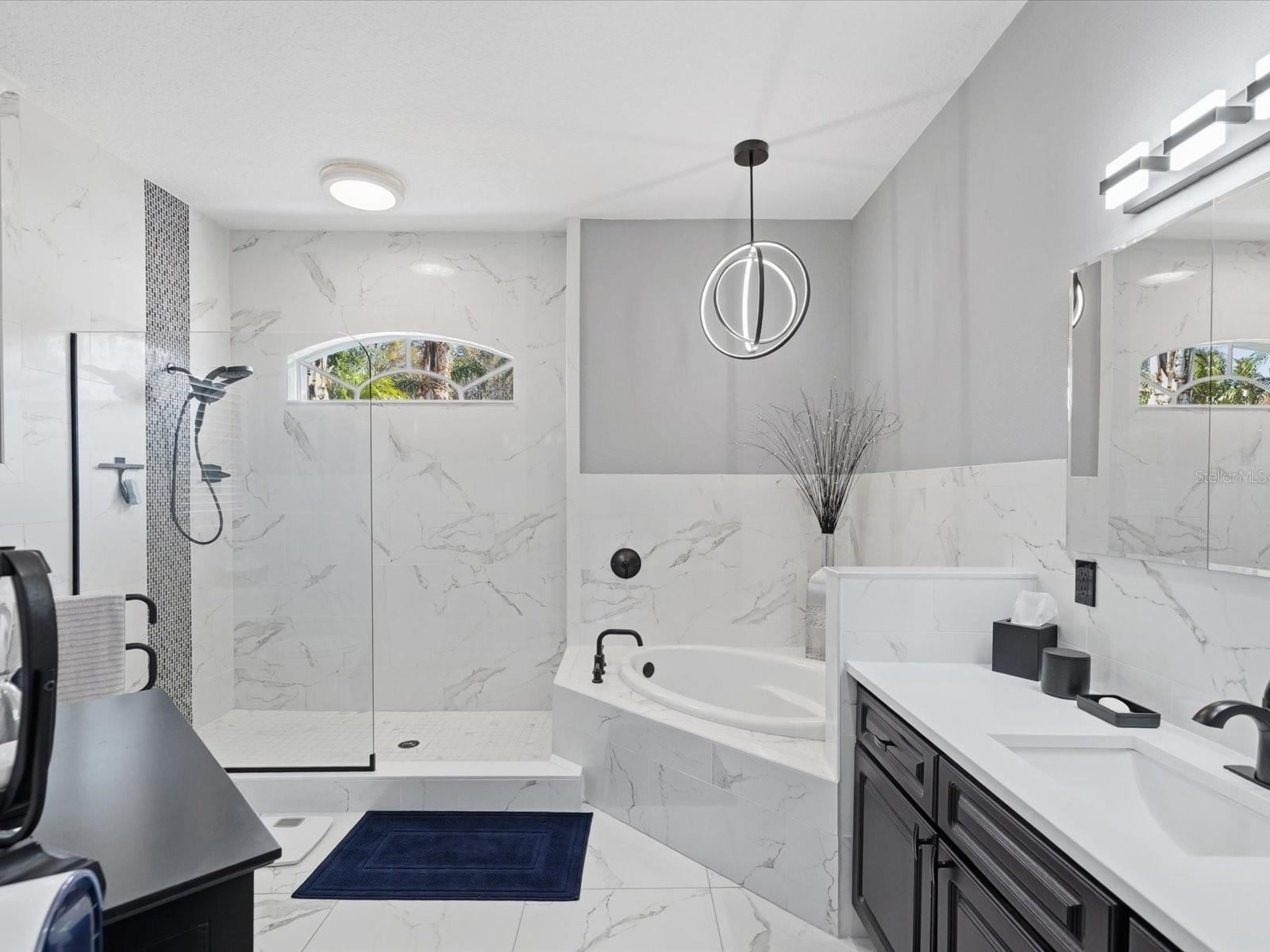 CYPRESS LAKES - Residential