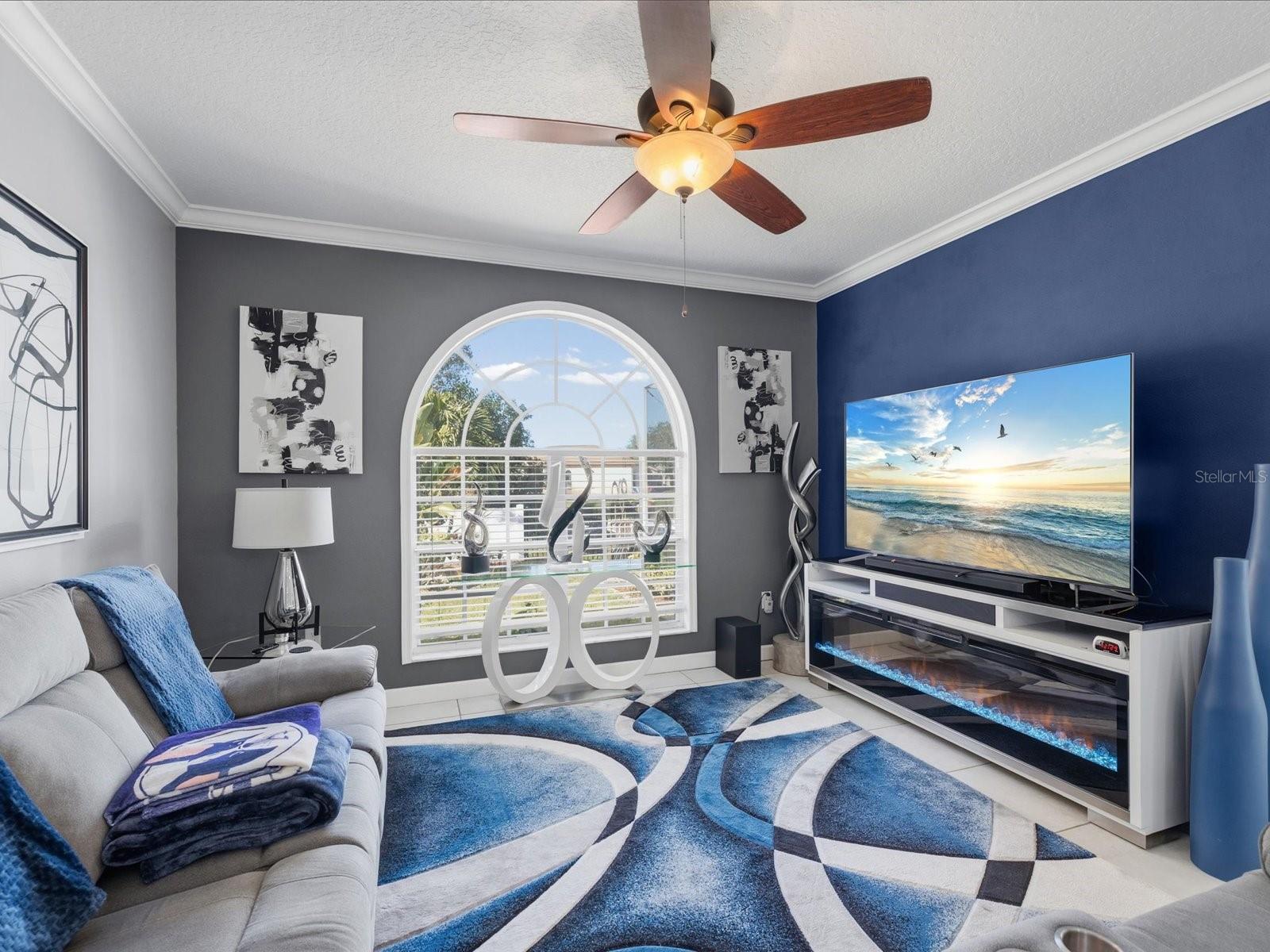 CYPRESS LAKES - Residential