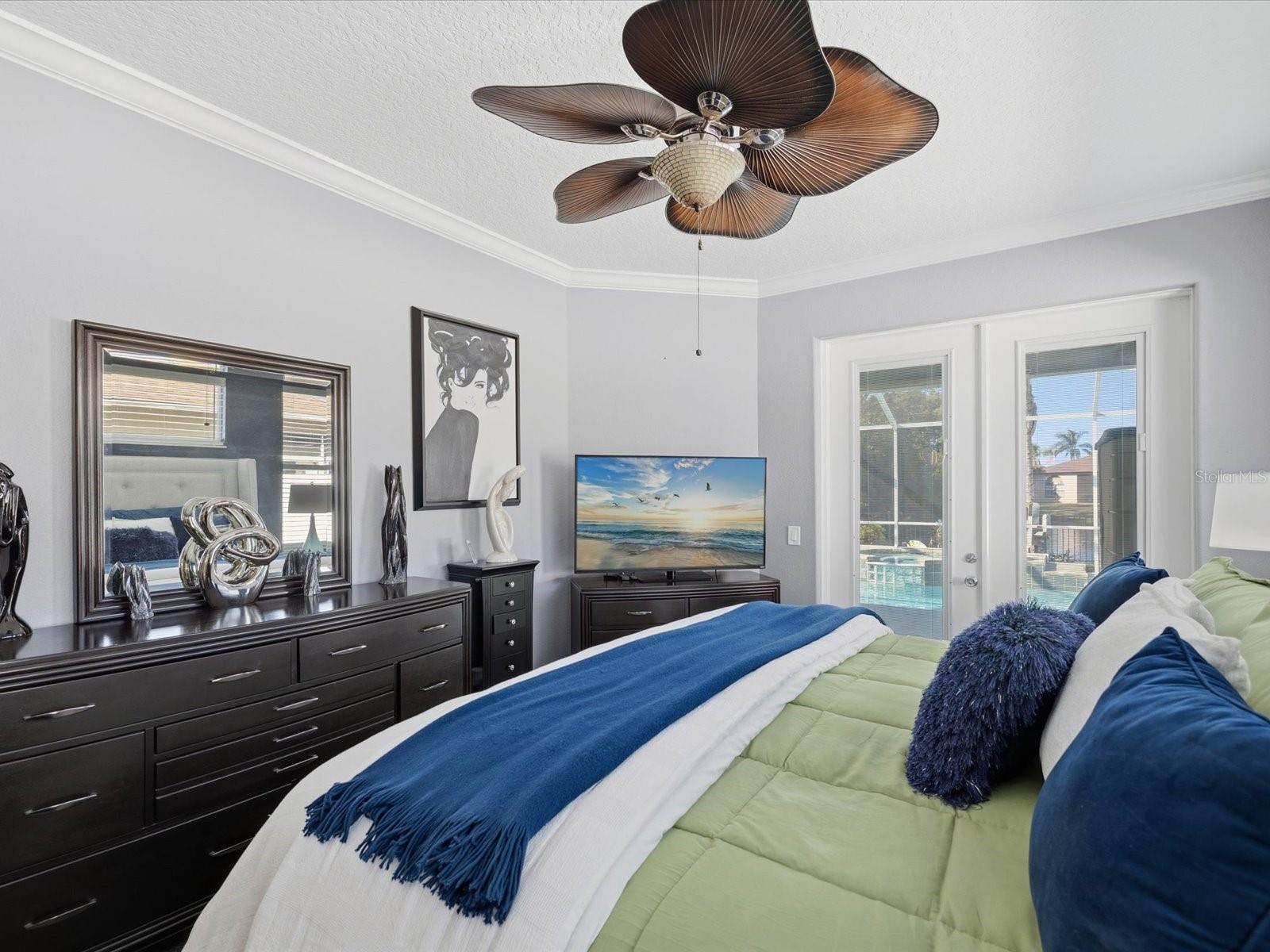 CYPRESS LAKES - Residential