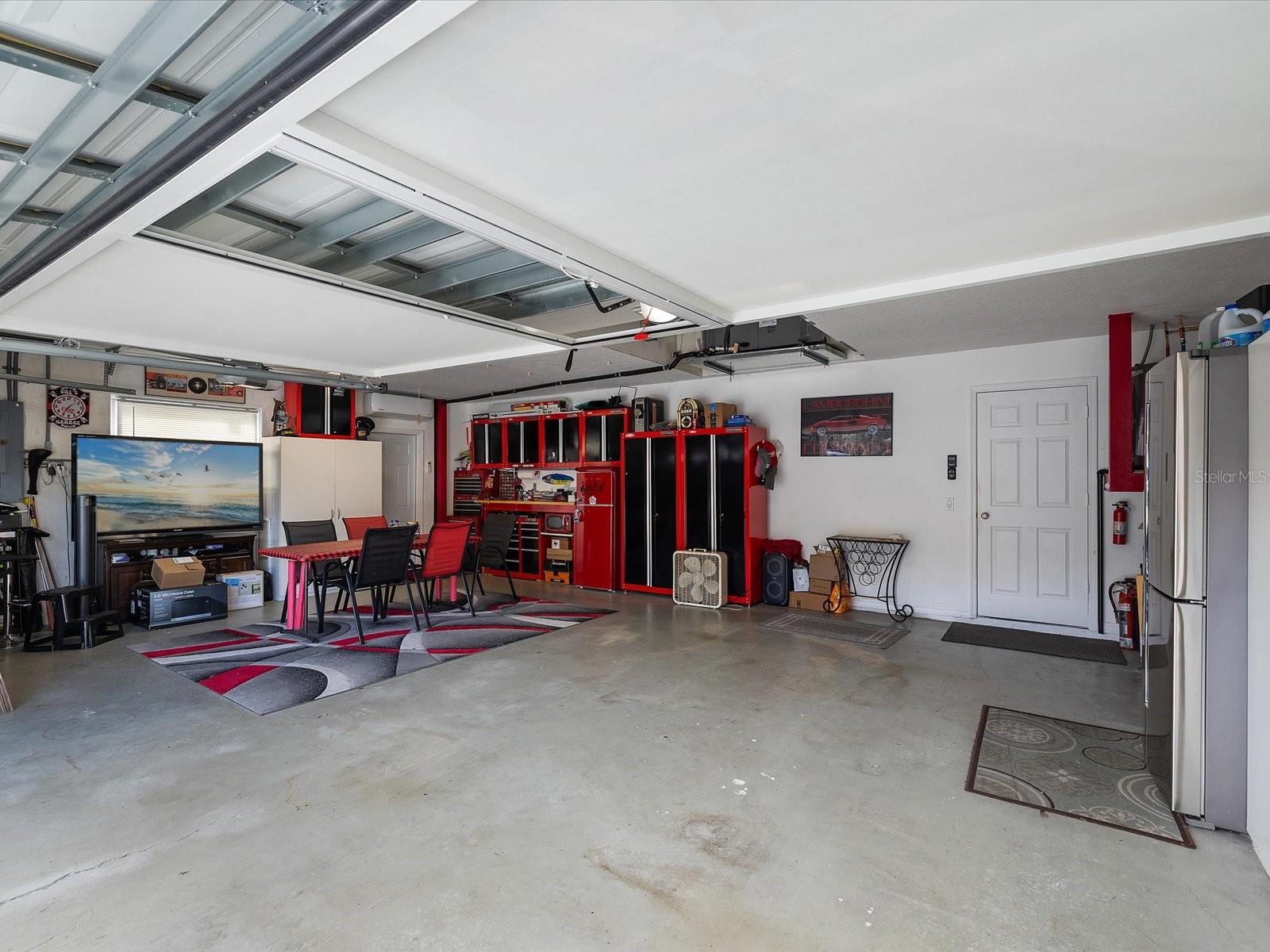 CYPRESS LAKES - Residential