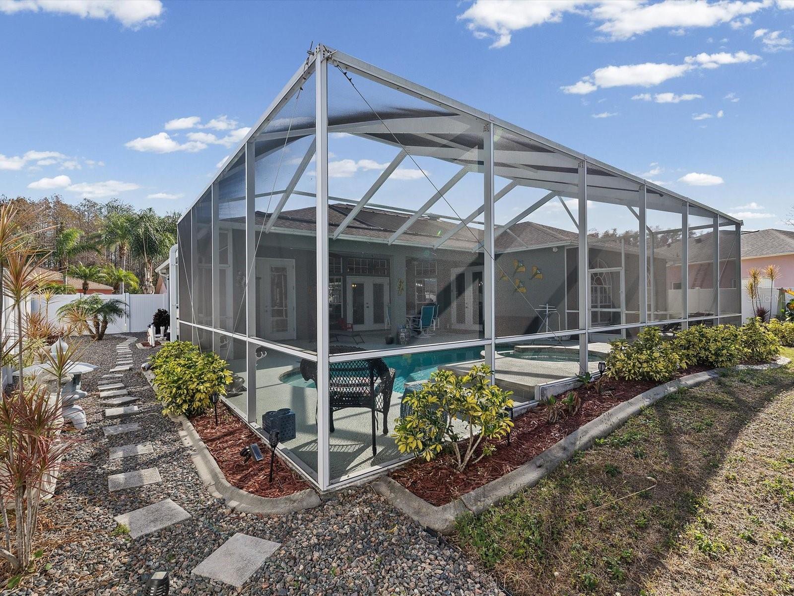 CYPRESS LAKES - Residential