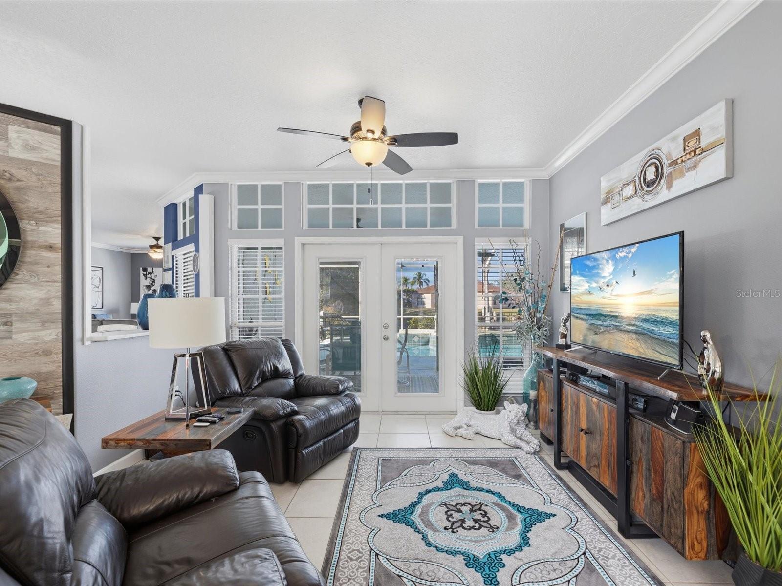 CYPRESS LAKES - Residential