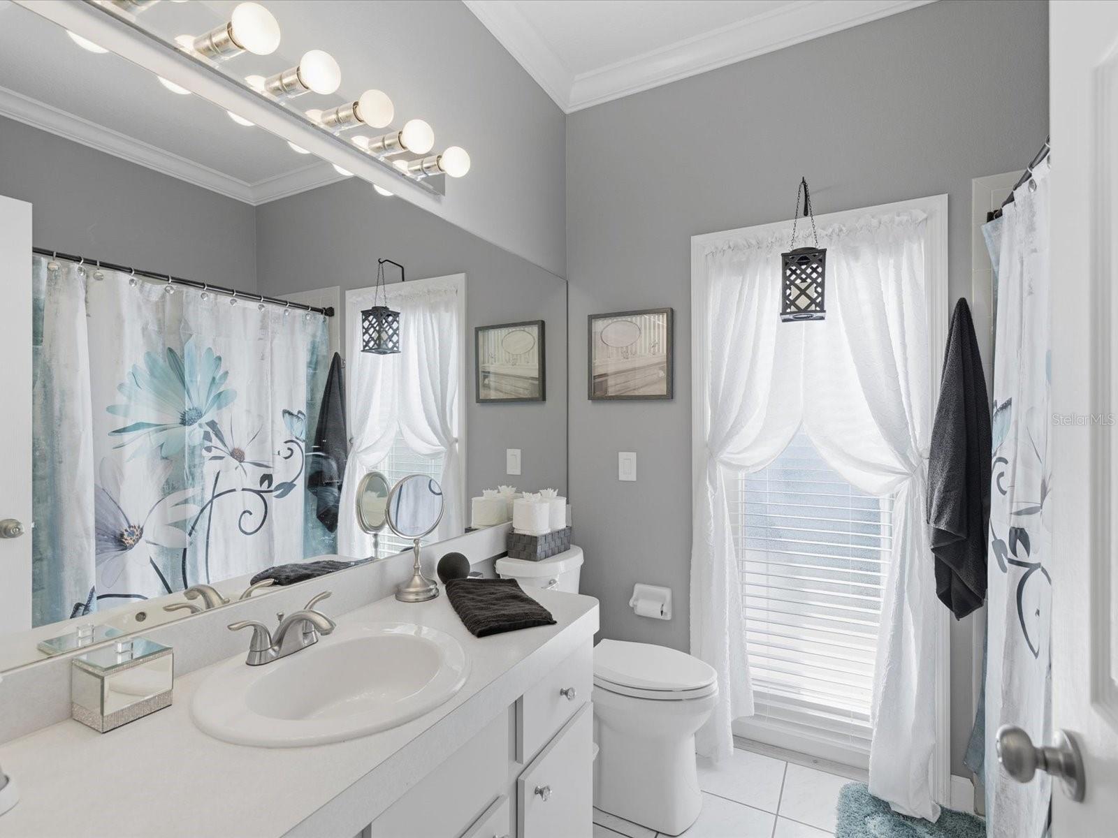 CYPRESS LAKES - Residential