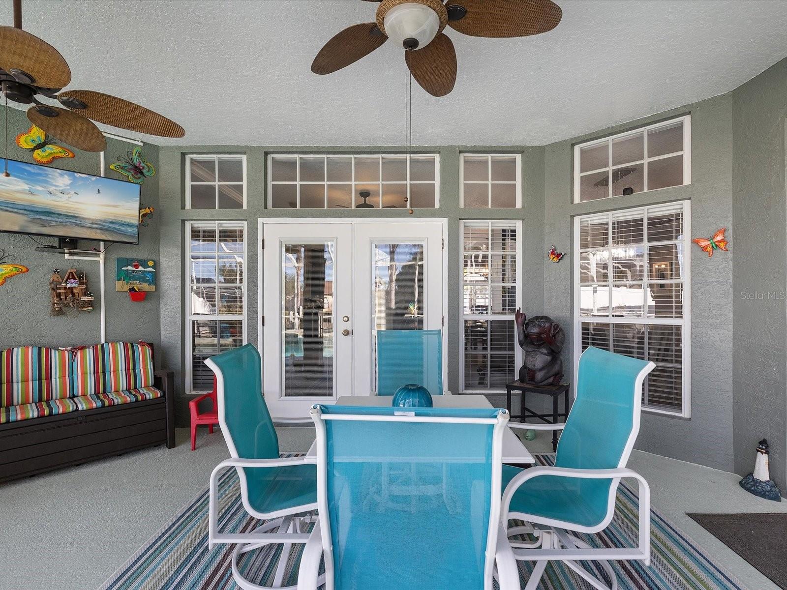 CYPRESS LAKES - Residential