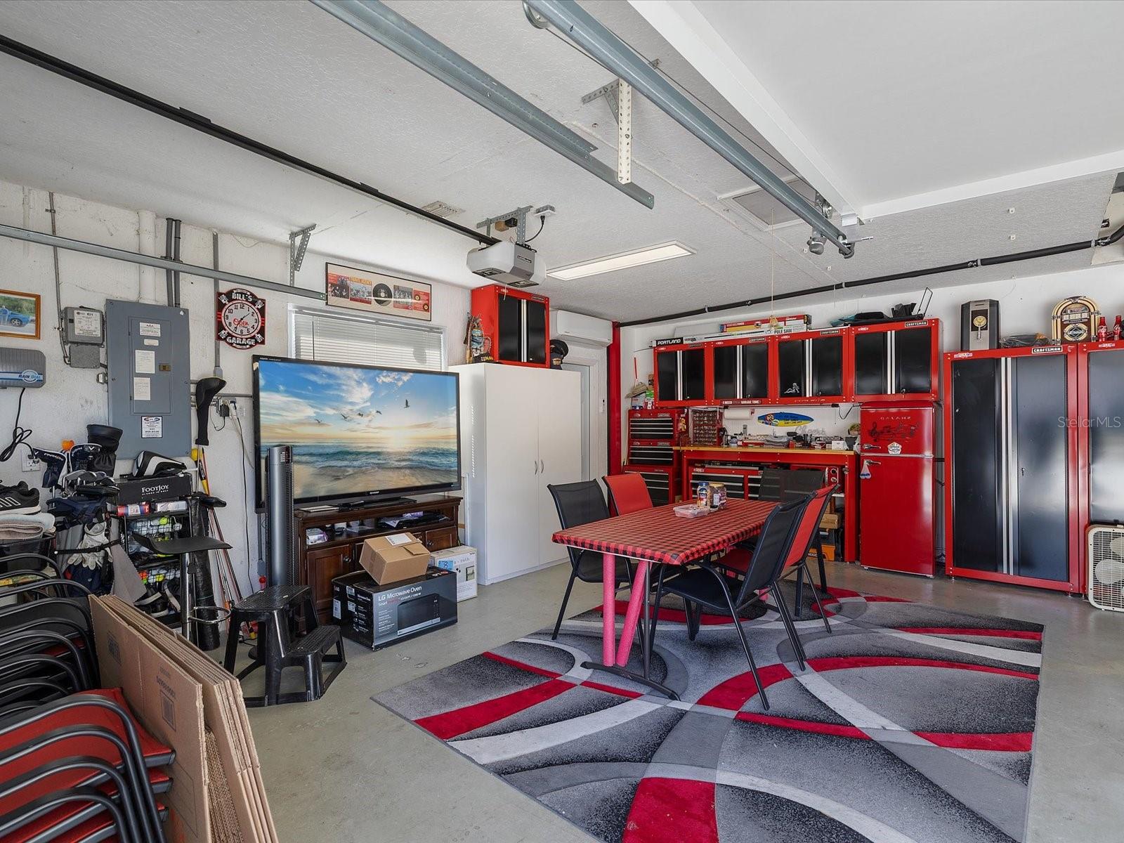 CYPRESS LAKES - Residential