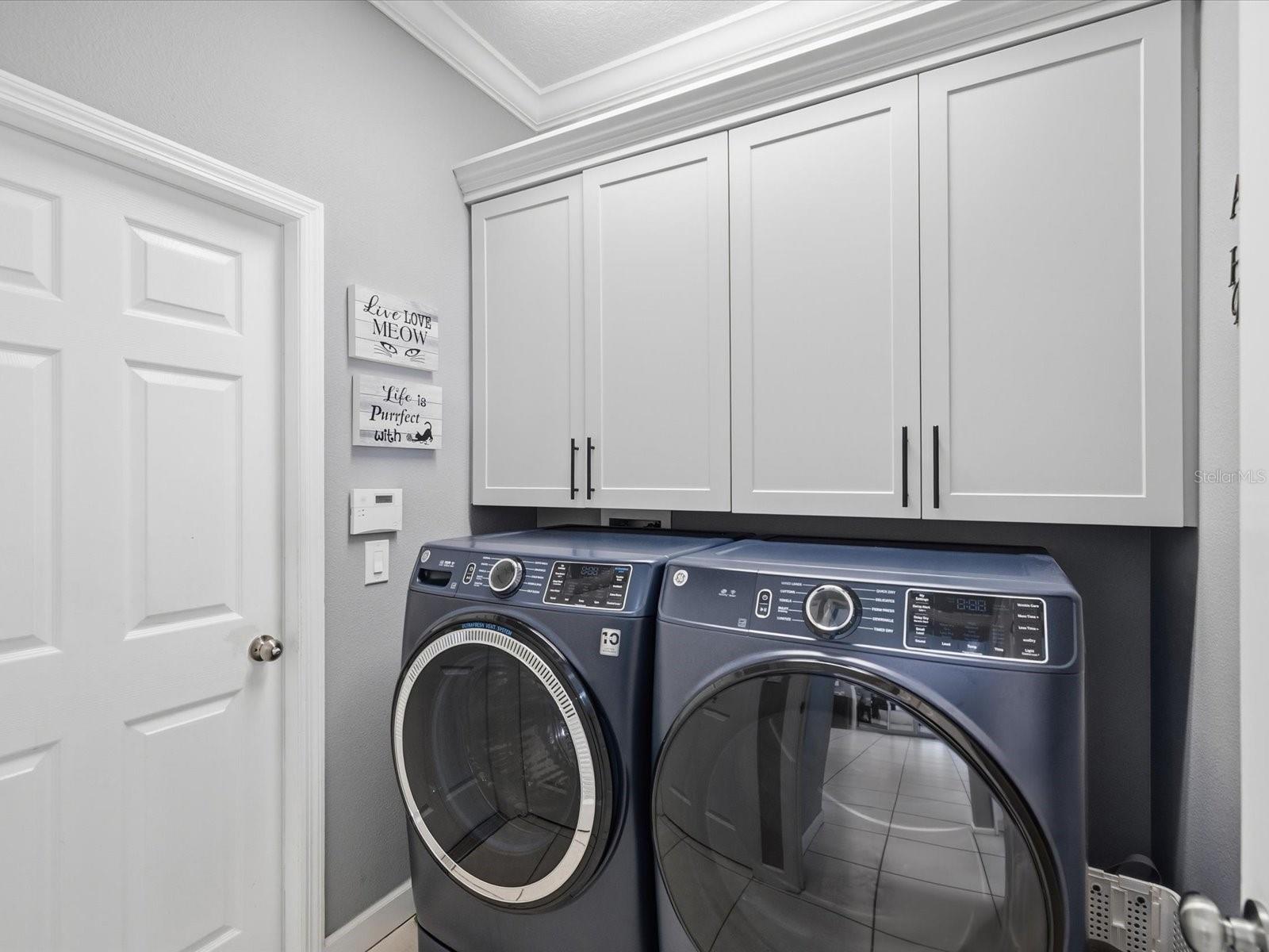 CYPRESS LAKES - Residential