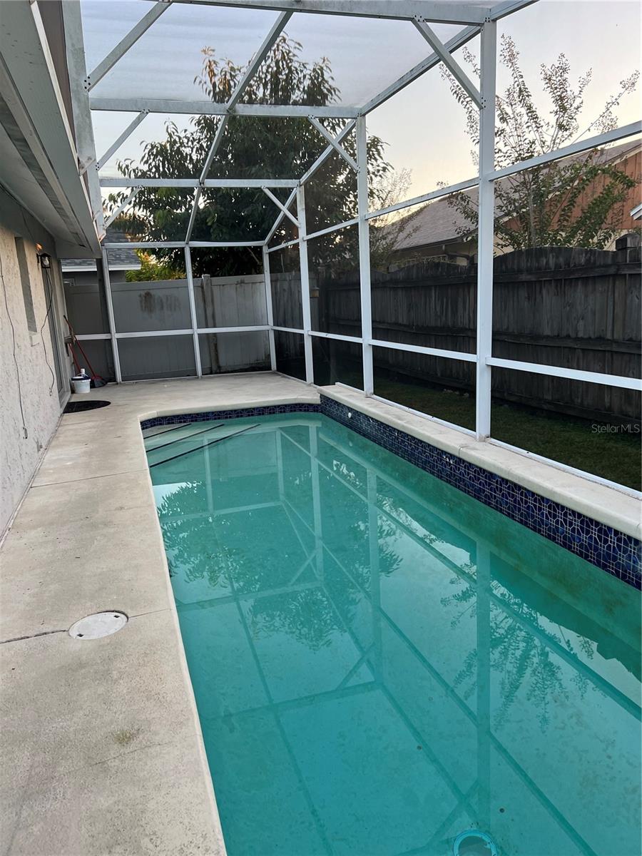 INDIAN WELLS UNIT 5 - Residential Lease