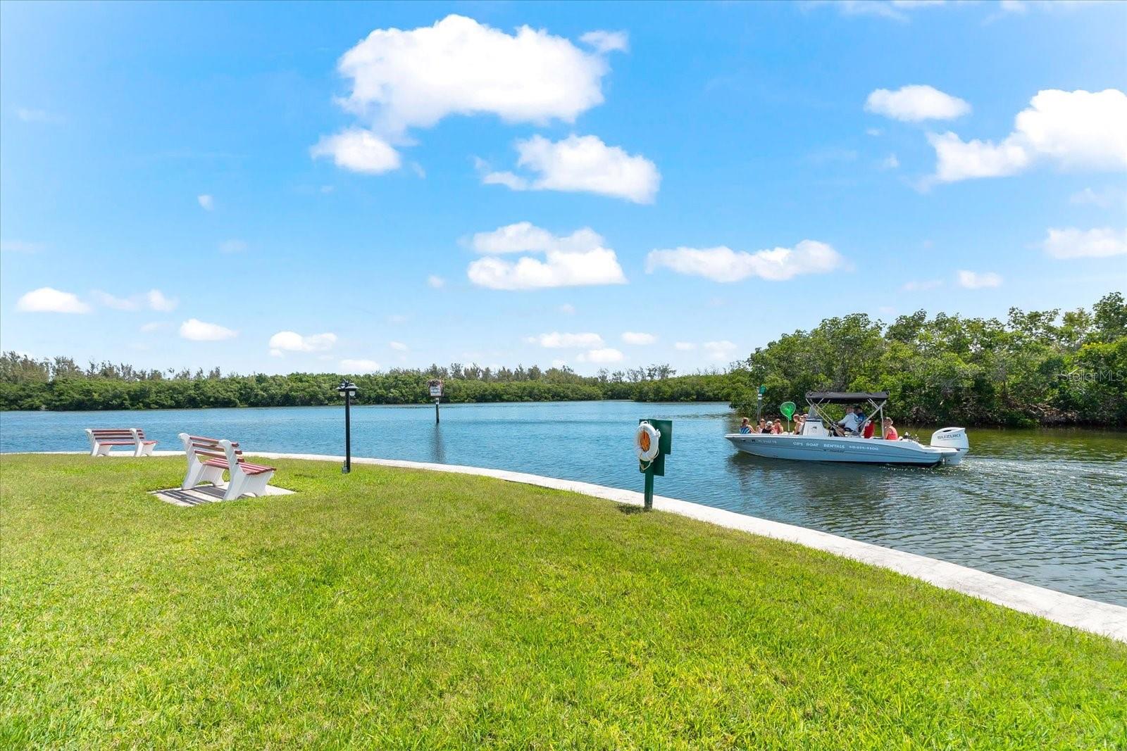 POINTE ON MIDNIGHT PASS - Residential