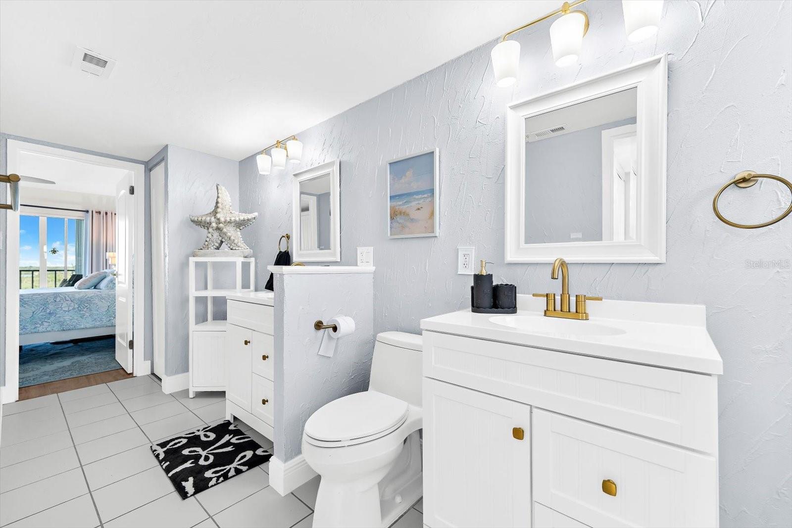 POINTE ON MIDNIGHT PASS - Residential