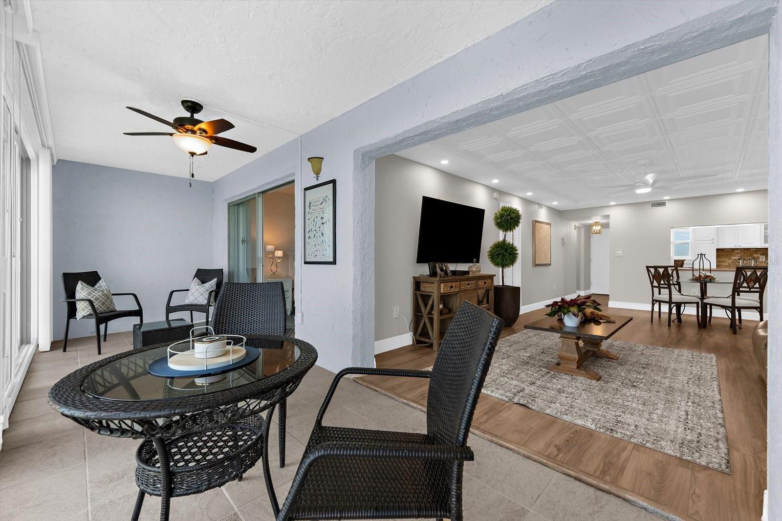 POINTE ON MIDNIGHT PASS - Residential