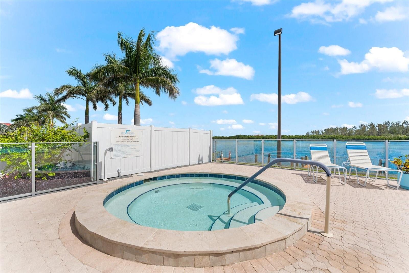 POINTE ON MIDNIGHT PASS - Residential