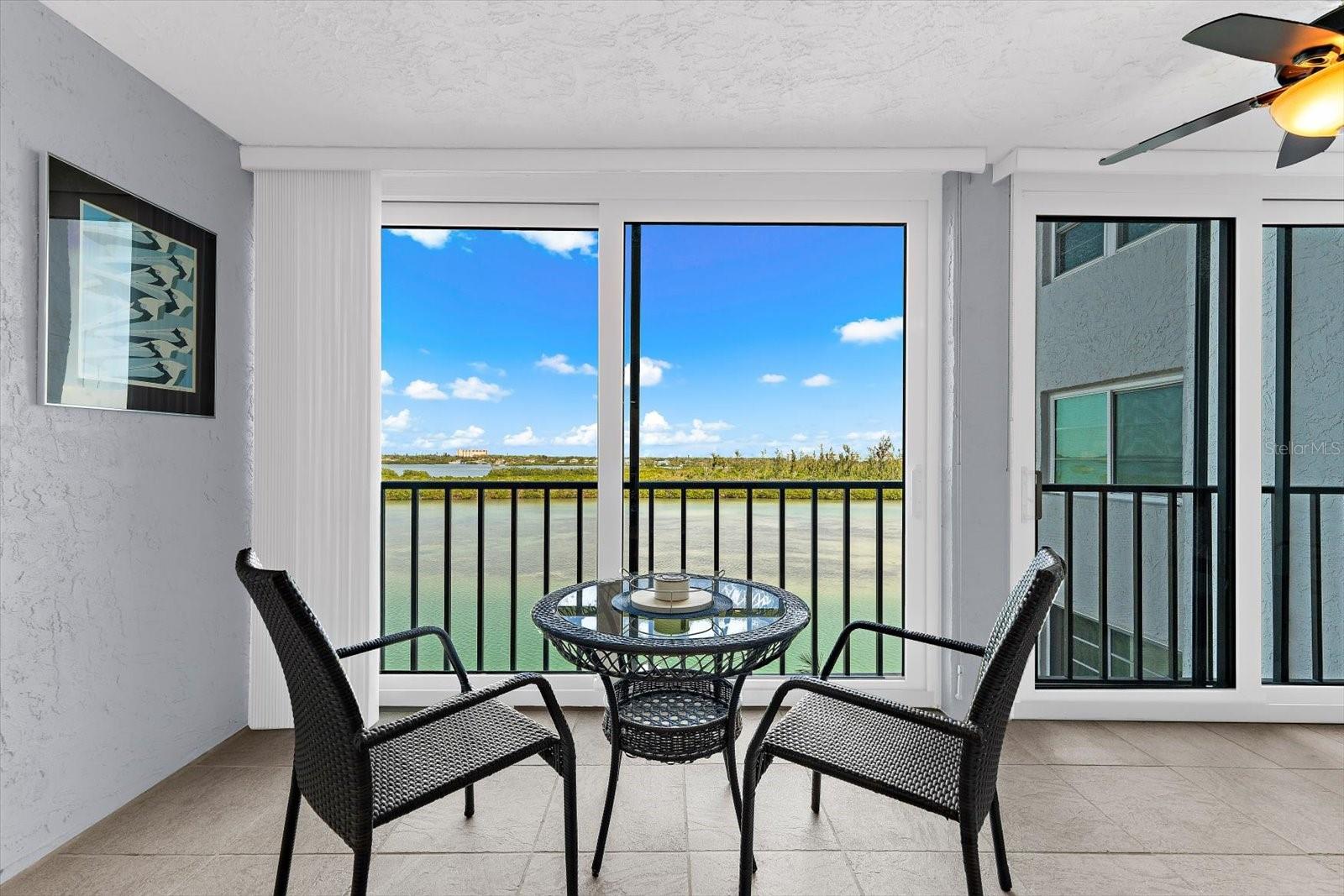 POINTE ON MIDNIGHT PASS - Residential