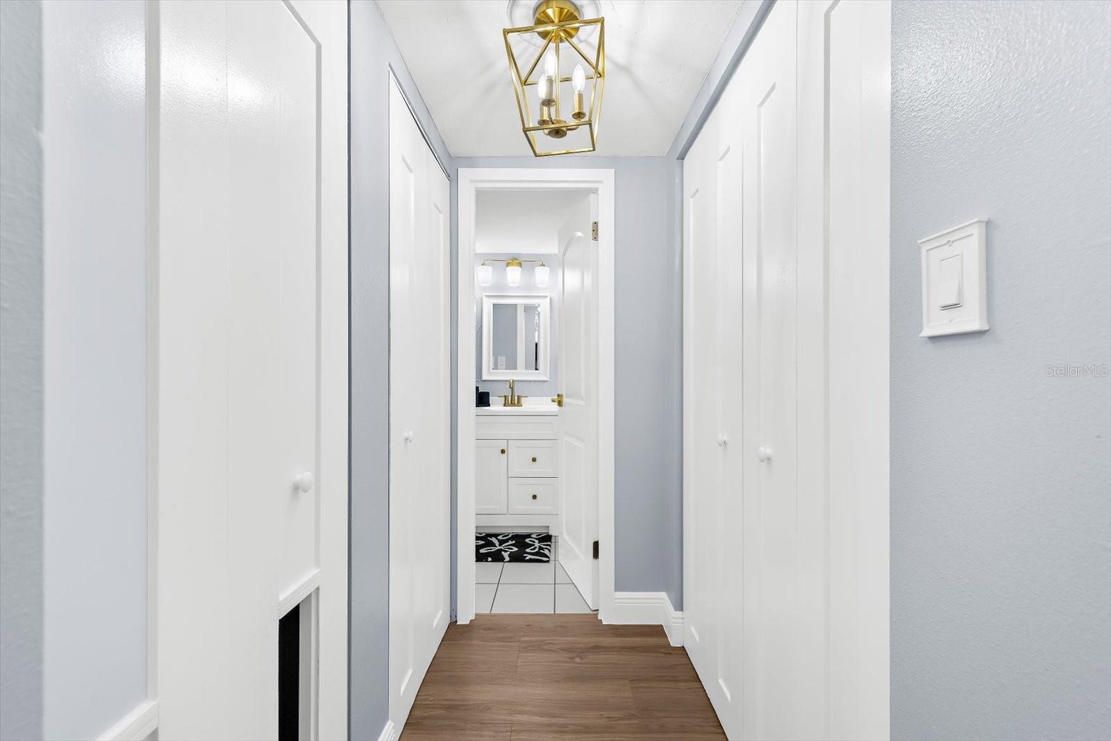 POINTE ON MIDNIGHT PASS - Residential