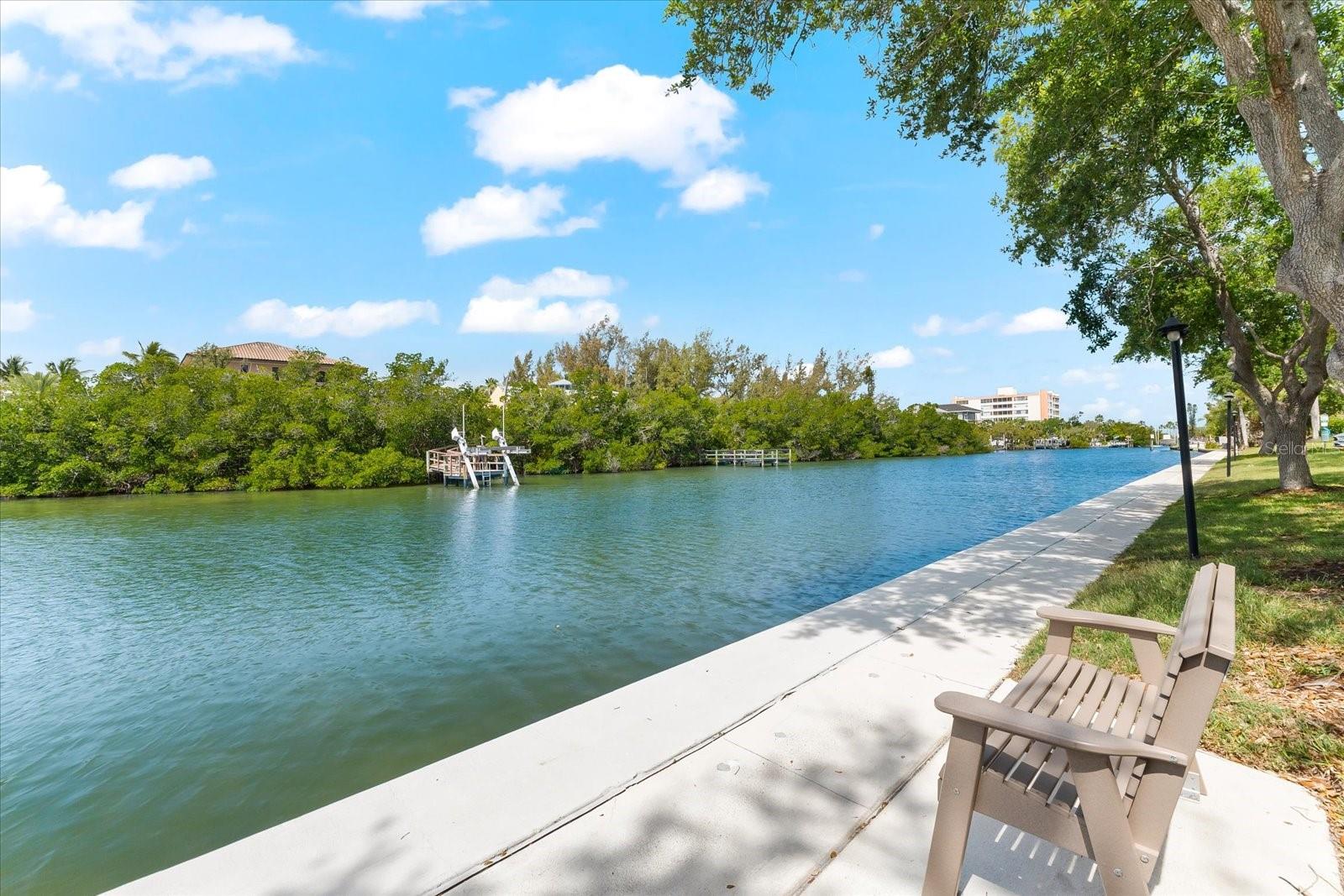 POINTE ON MIDNIGHT PASS - Residential