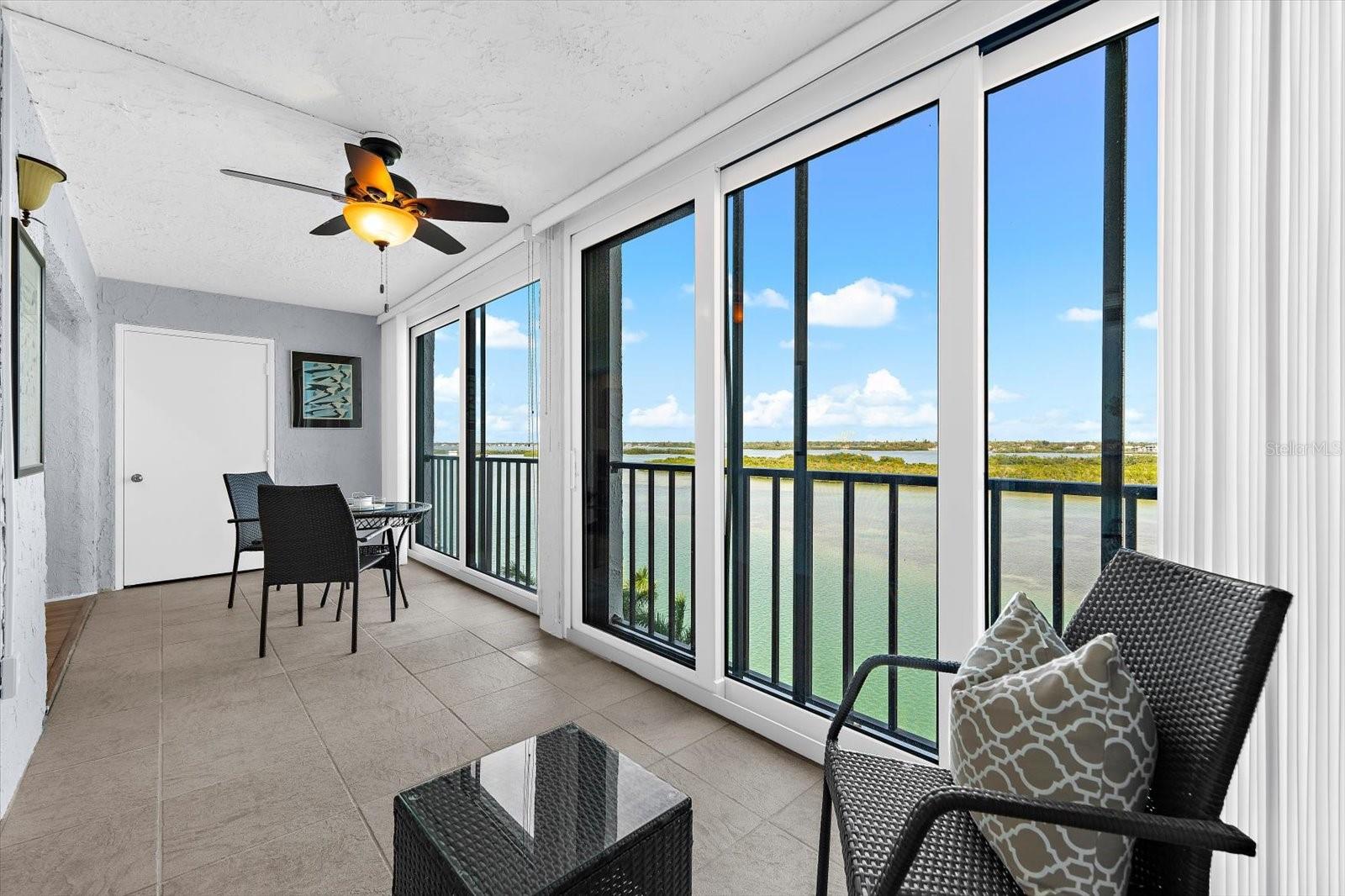 POINTE ON MIDNIGHT PASS - Residential