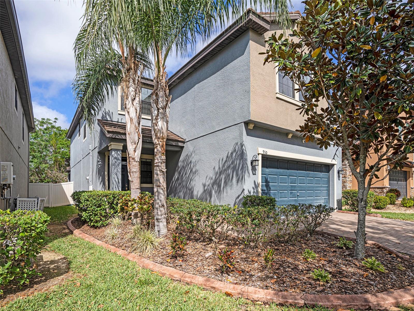 910 TERRA VISTA STREET