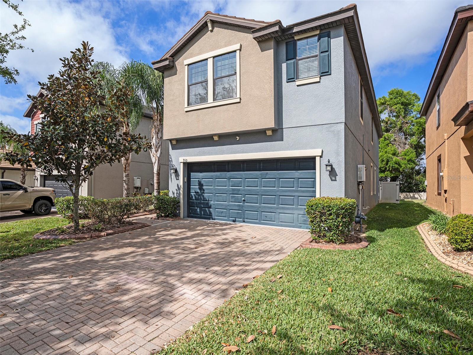 910 TERRA VISTA STREET