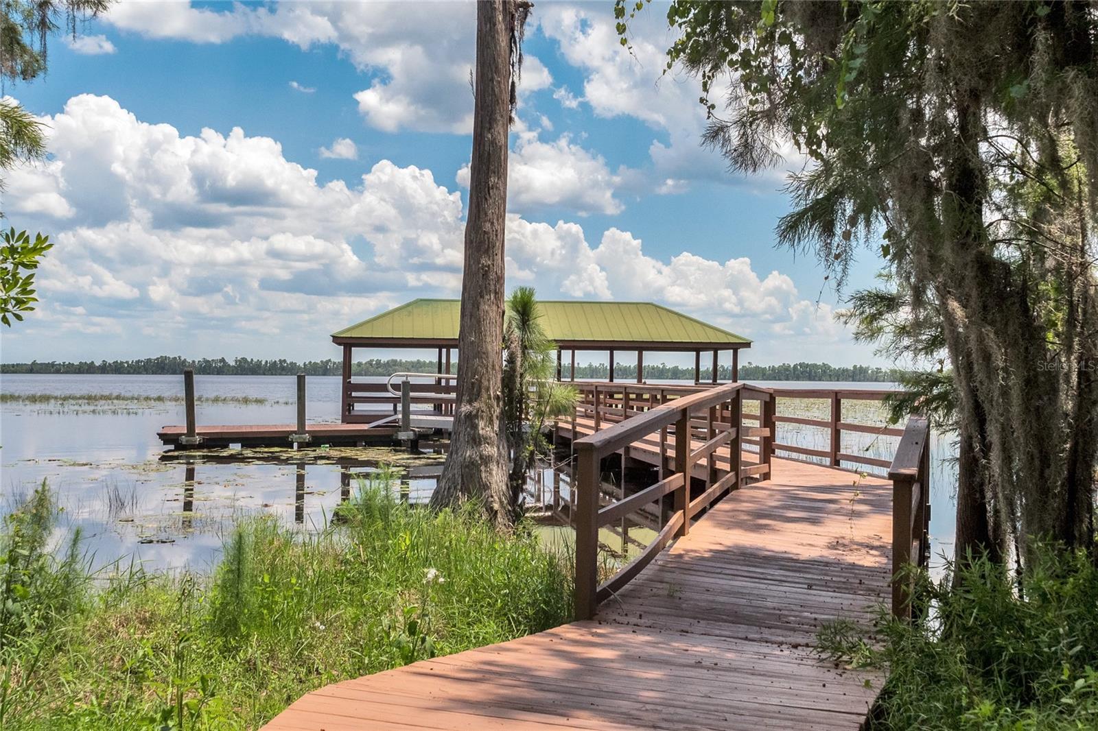 WATERS EDGE/LK NONA 03 C-F & - Residential