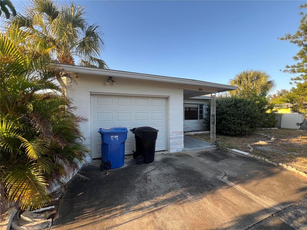 Photo of 801 65th Avenue S, St Petersburg, FL 33705 (MLS # O6360985)