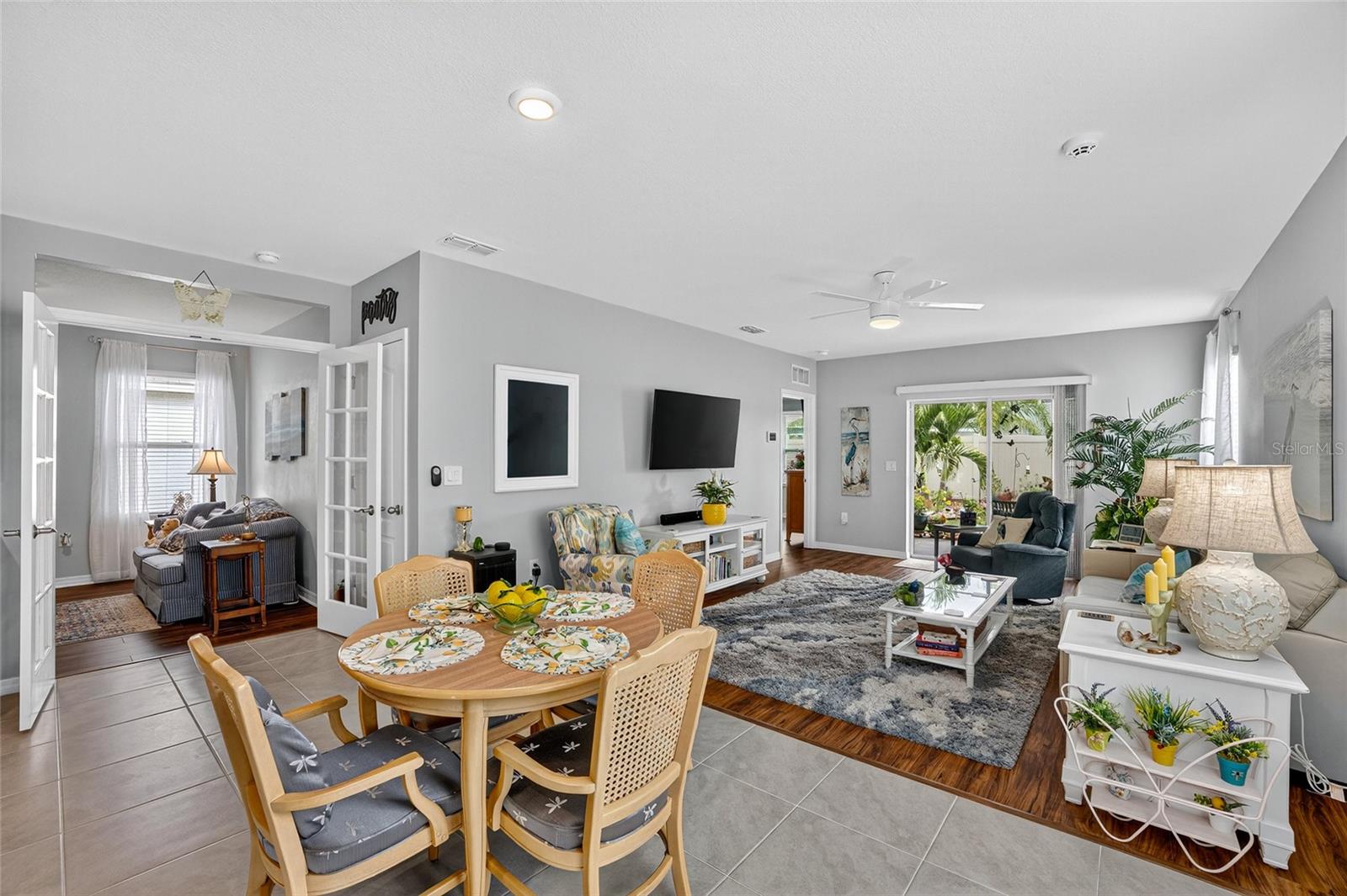 WOODBRIDGE LKS/EDGEWATER - Residential