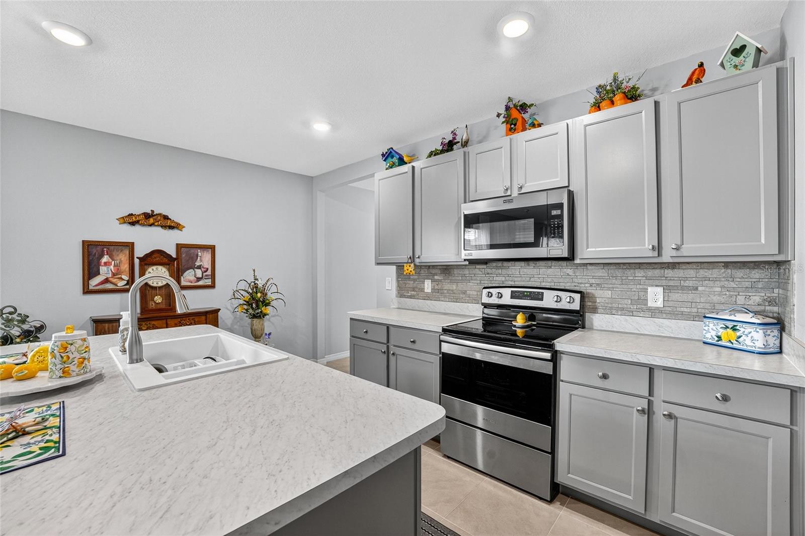 WOODBRIDGE LKS/EDGEWATER - Residential