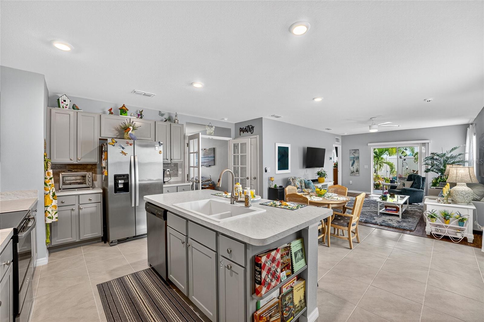 WOODBRIDGE LKS/EDGEWATER - Residential