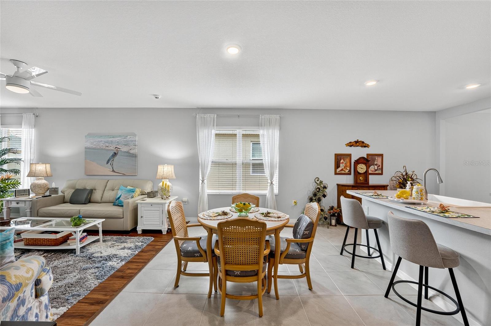 WOODBRIDGE LKS/EDGEWATER - Residential