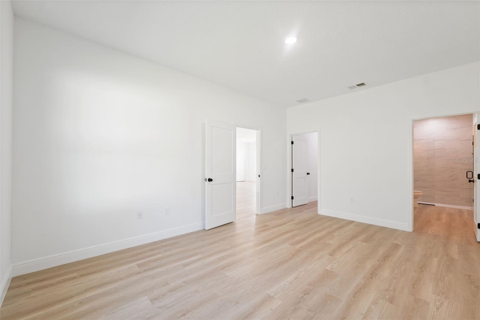 MARION OAKS UN SEVEN - Residential Lease