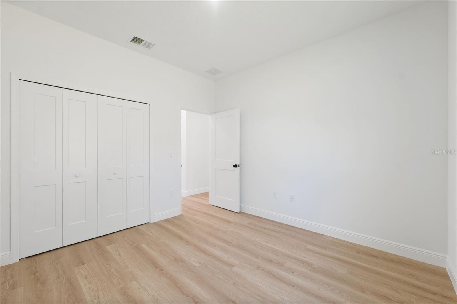 MARION OAKS UN SEVEN - Residential Lease