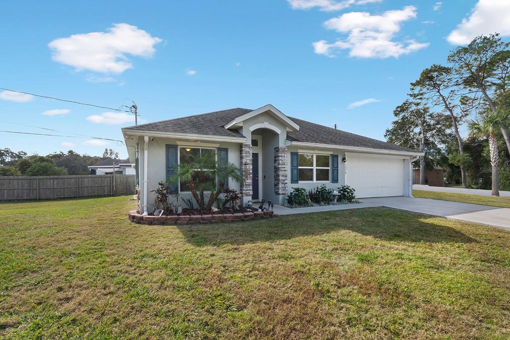Photo of 1479 3rd Avenue, Deland, FL 32724 (MLS # O6389587)