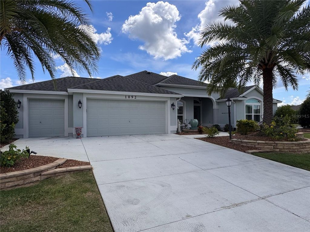 Photo of 1092 Incorvaia Way, The Villages, FL 32163 (MLS # G5103012)