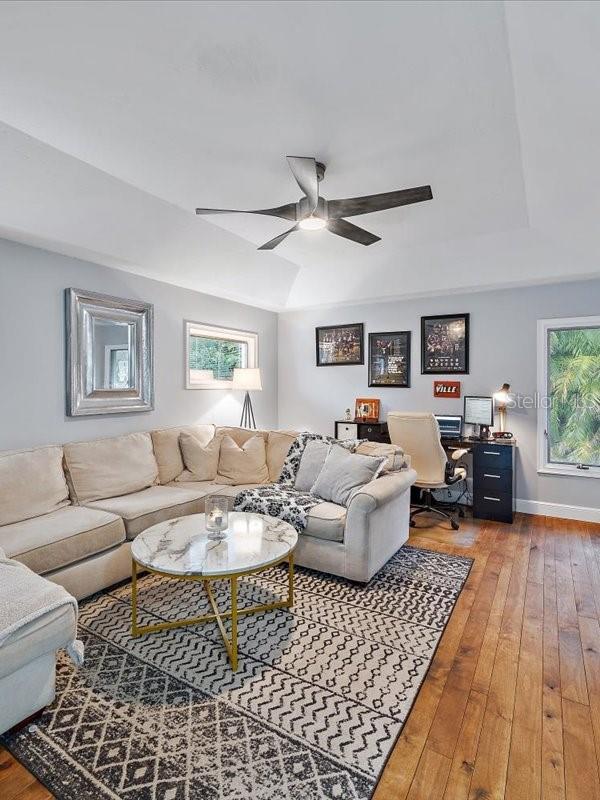 4588 BAYCEDAR LANE
