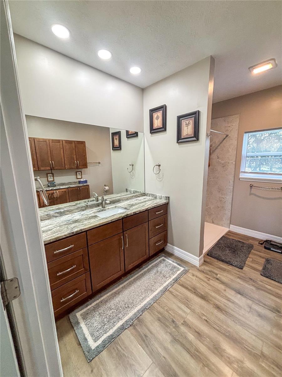 NEW MAYFIELD 1ST ADD - Residential