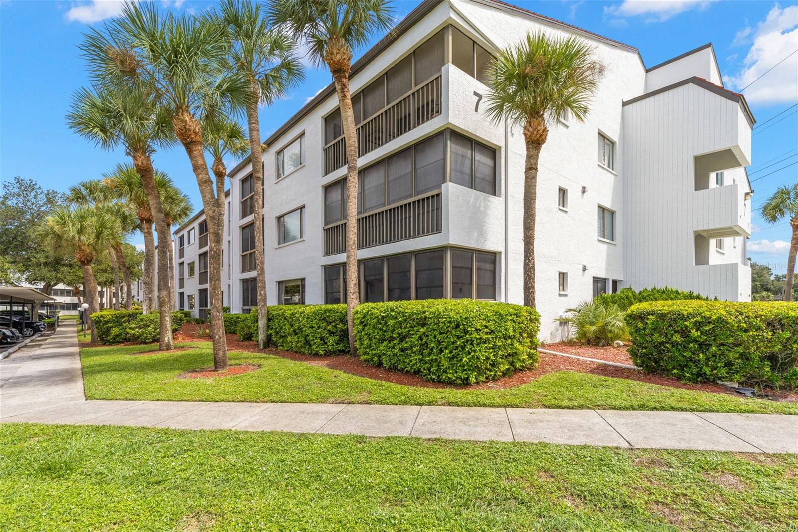 2593 COUNTRYSIDE BOULEVARD 7304