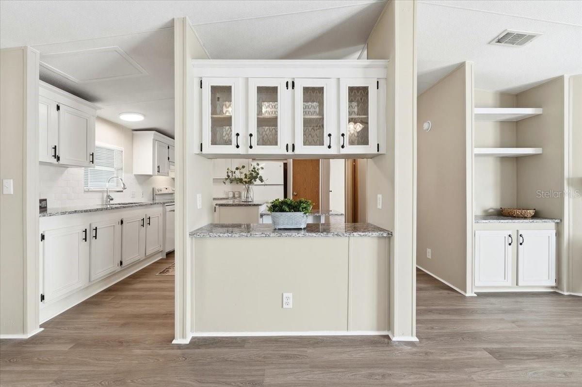 VILLAGE UNIT 04 ADD LAKELAND - Residential