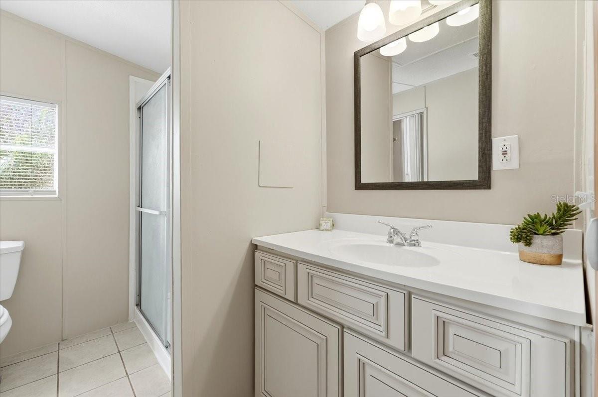 VILLAGE UNIT 04 ADD LAKELAND - Residential