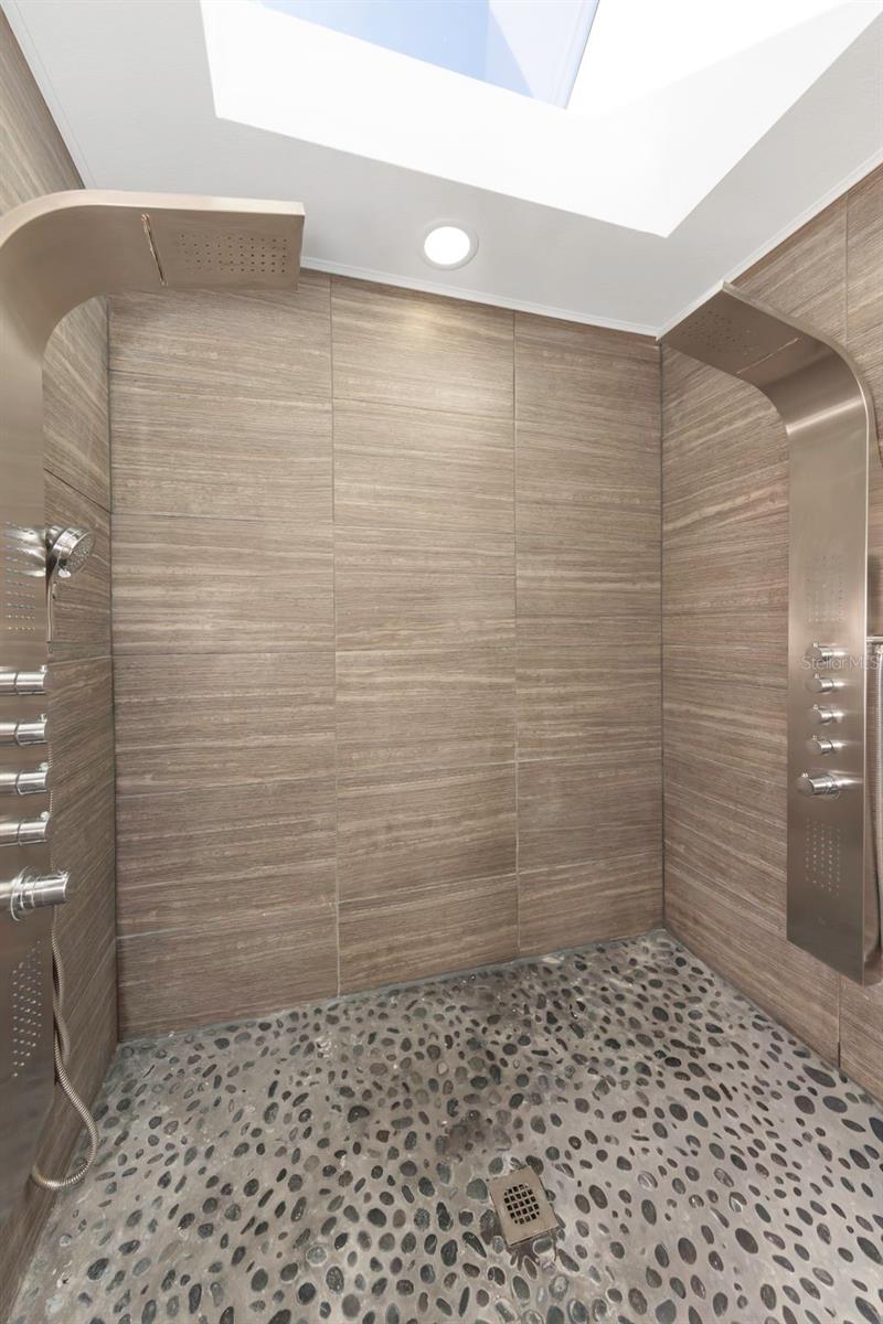 GULF HARBORS SEA FOREST - Residential