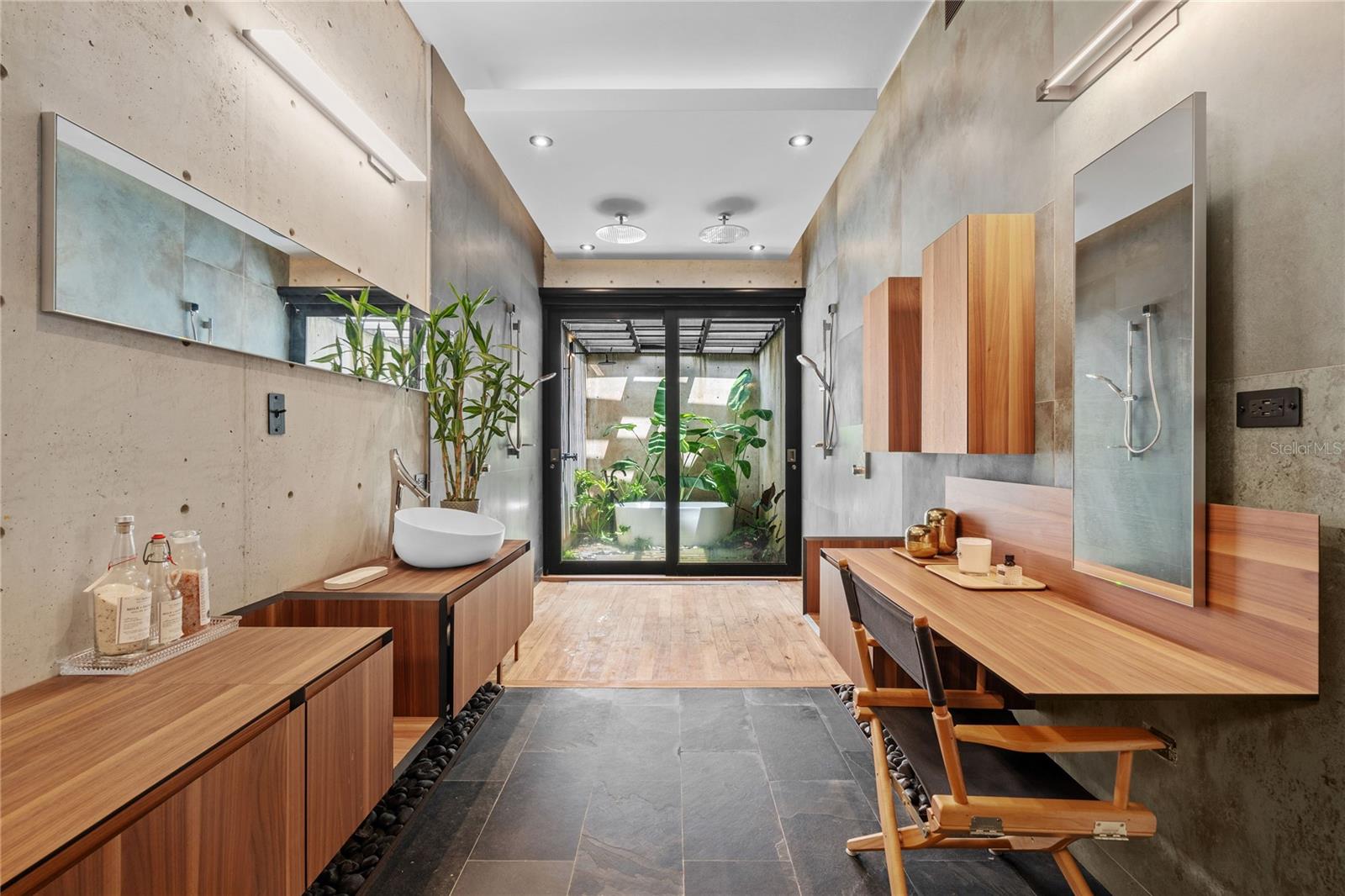 CONDADO - Residential