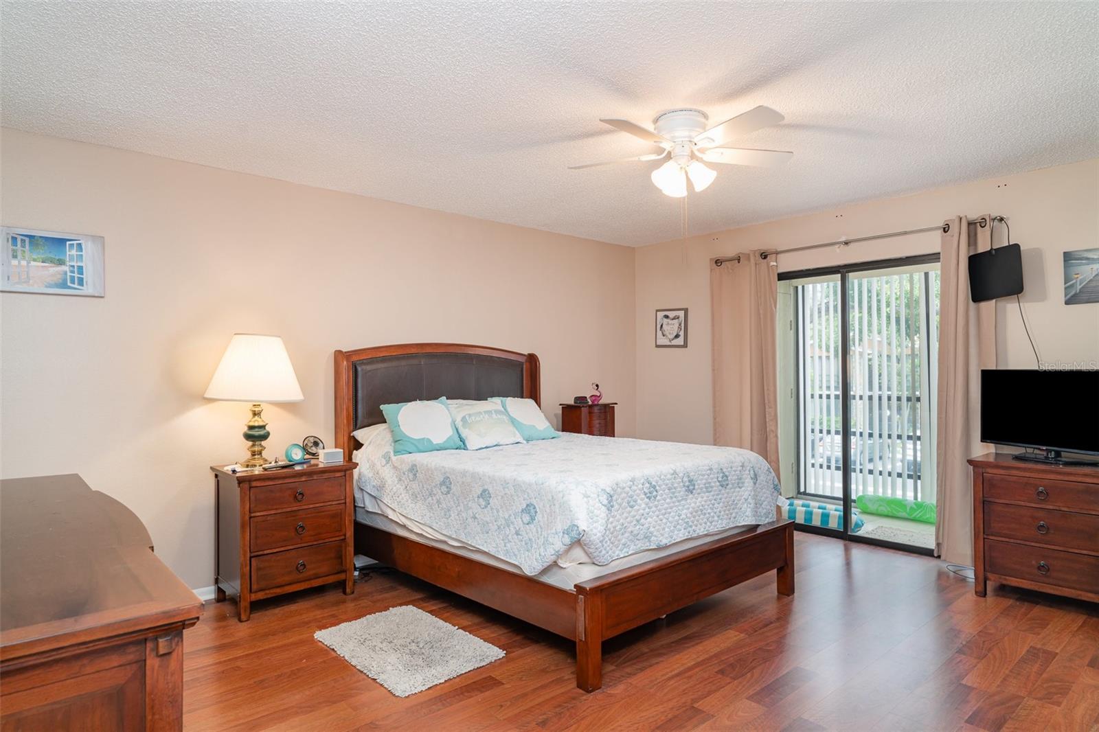 MORTON VILLAGE - Residential