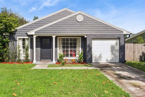 Photo of 13927 Countryplace Drive, Orlando, FL 32826 (MLS # TB8440614) Photo of 13927 Countryplace Drive, Orlando, FL 32826 (MLS # TB8440614)