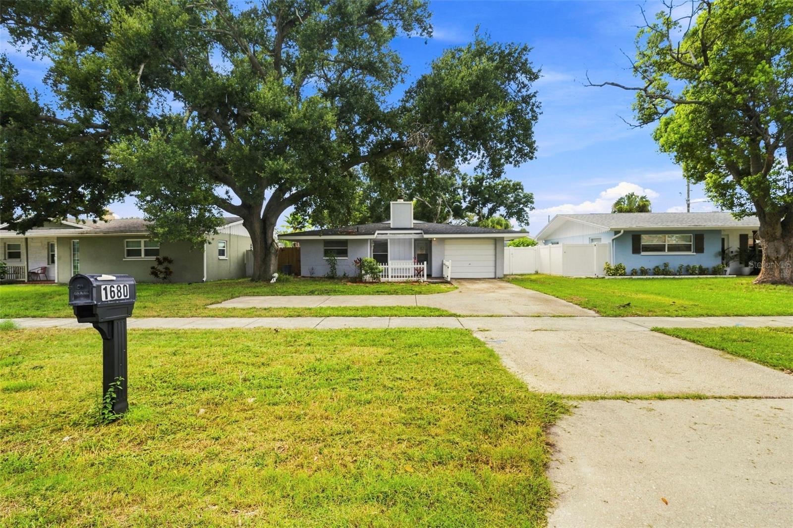Search Properties for Sale 1 1680 PINEHURST ROAD