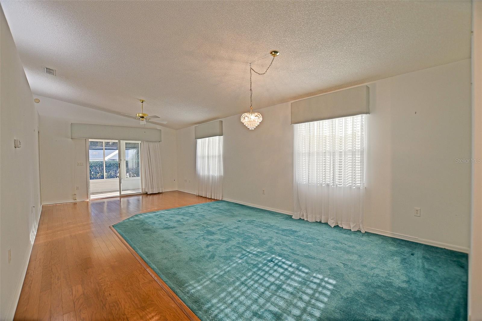 SPRUCE CREEK SOUTH - Residential