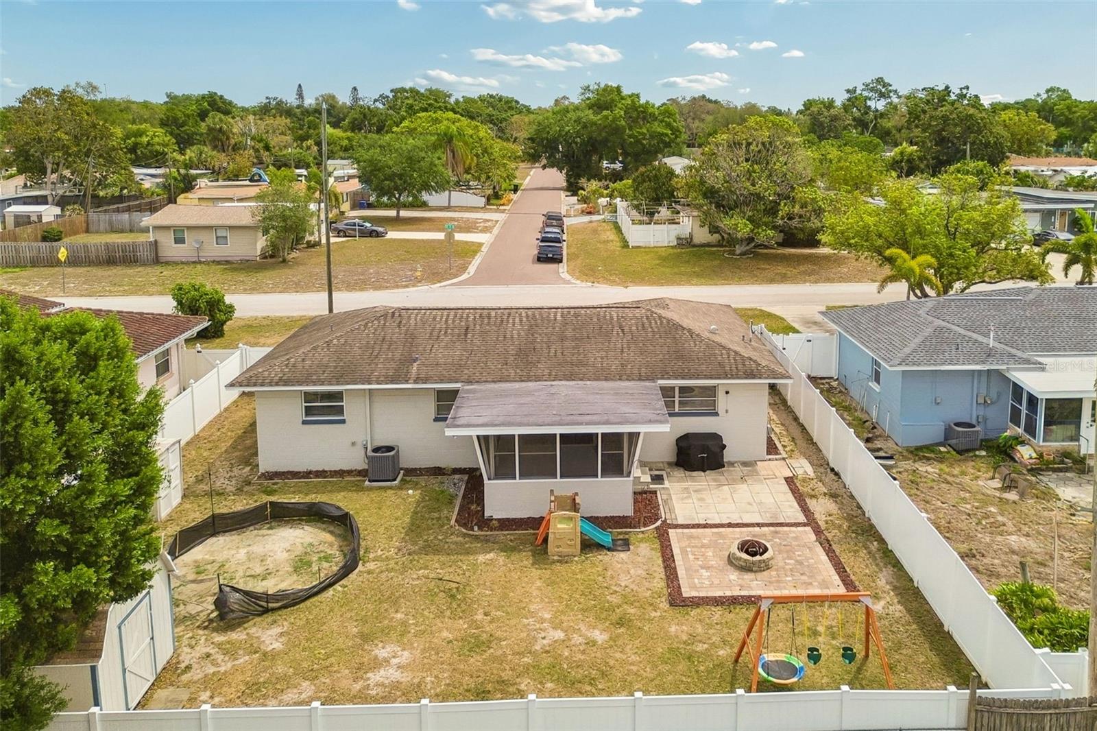 BRENTWOOD HEIGHTS 2ND ADD - Residential