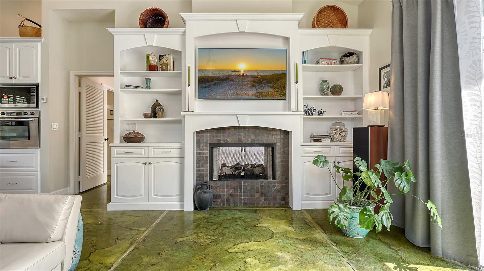 GILLESPIE PARK - Residential