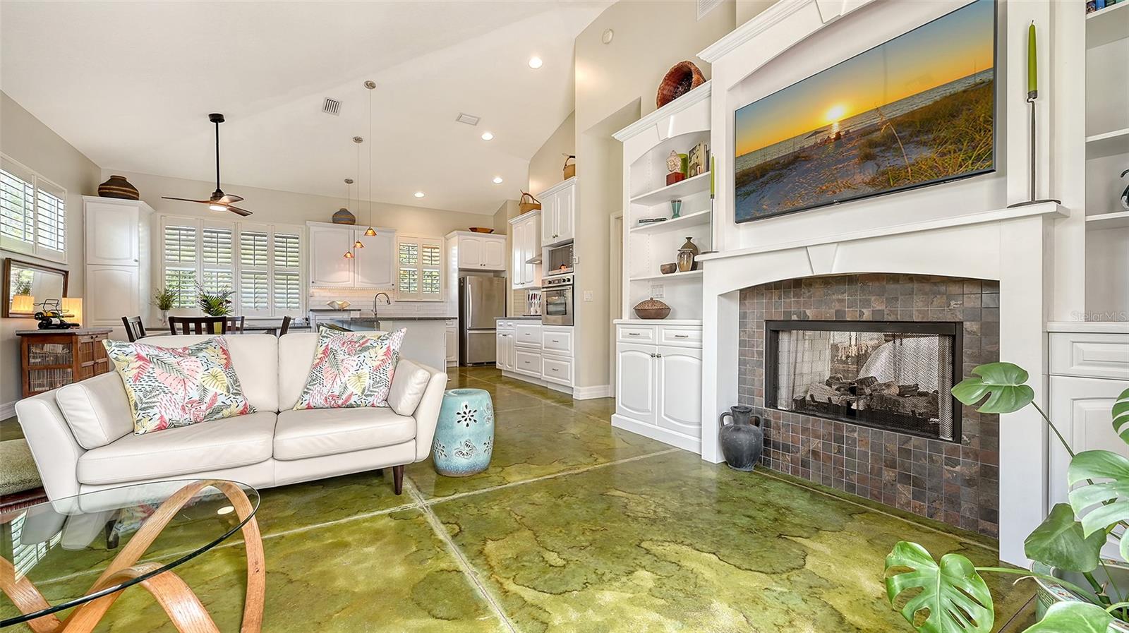 GILLESPIE PARK - Residential