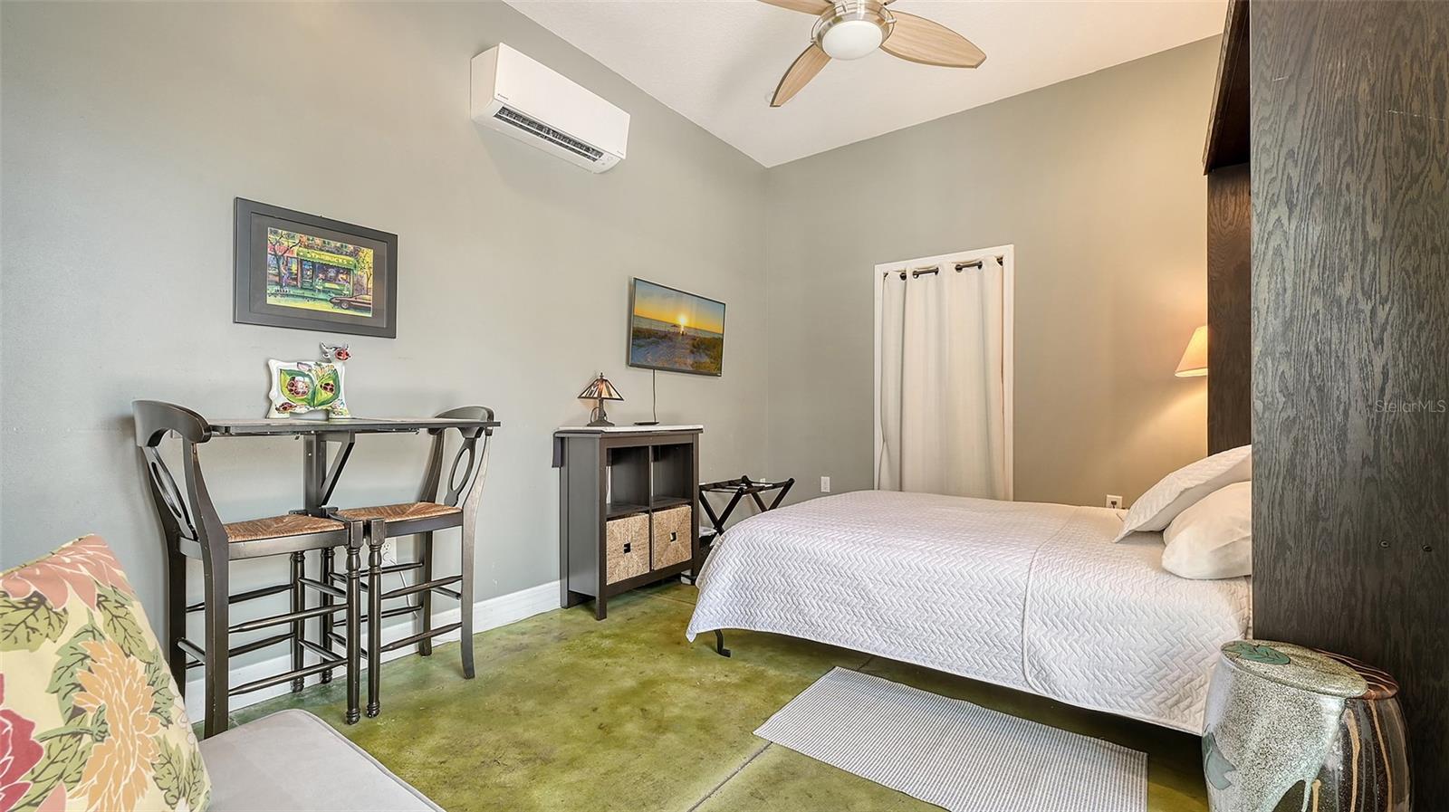 GILLESPIE PARK - Residential