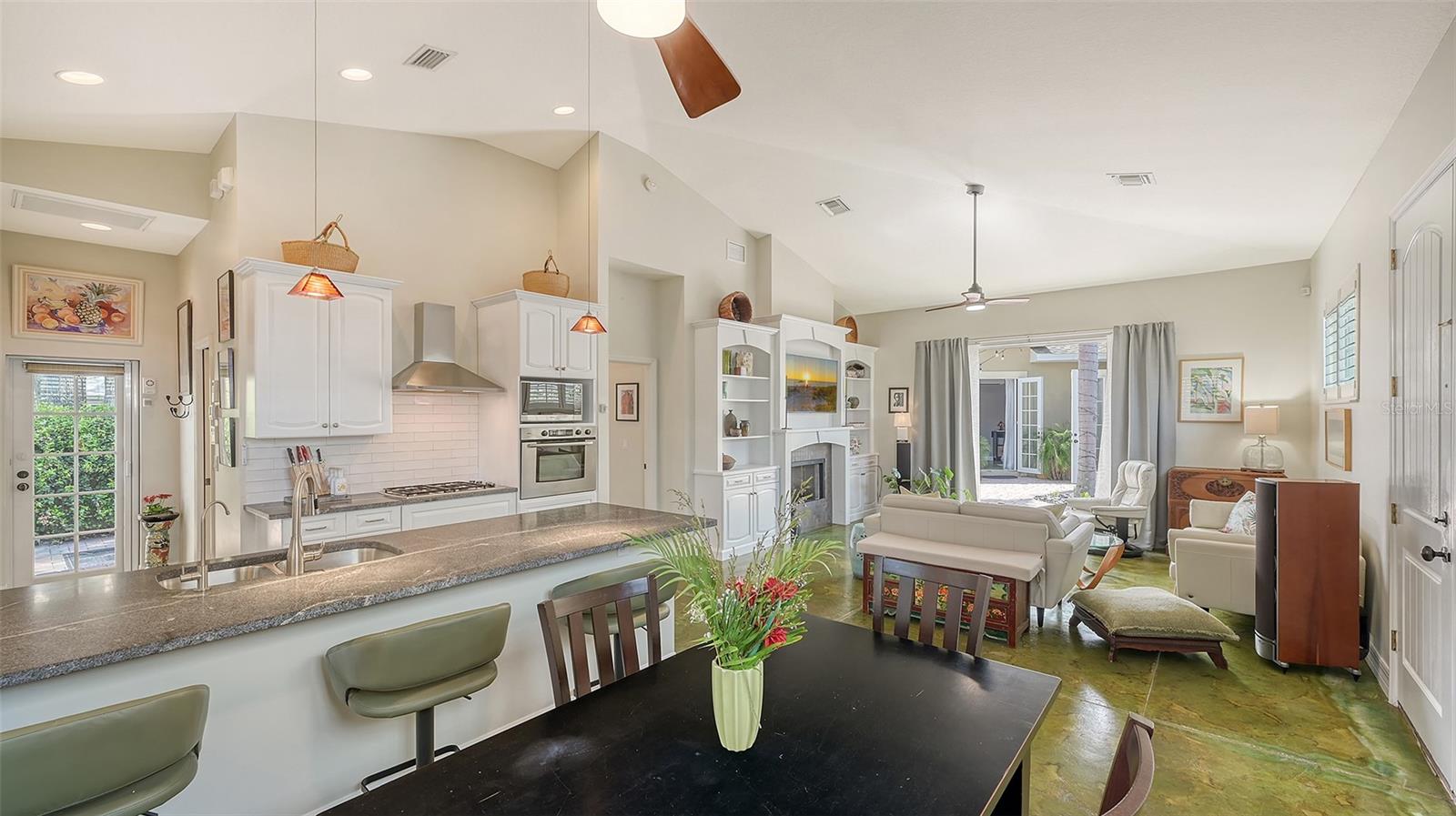 GILLESPIE PARK - Residential