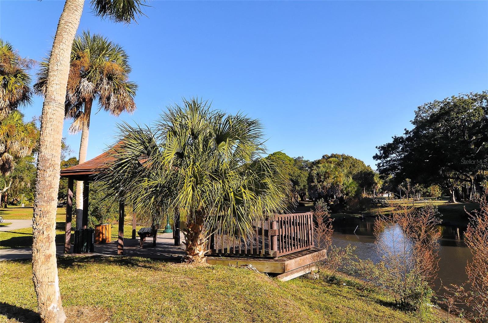 GILLESPIE PARK - Residential